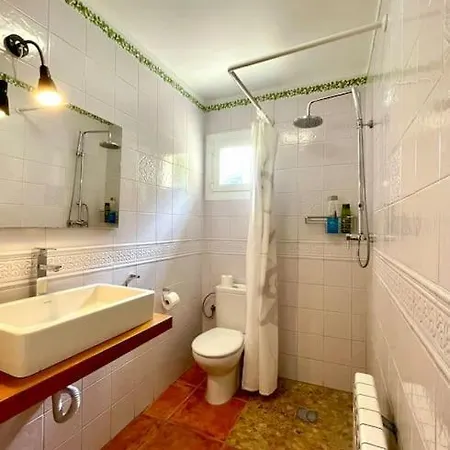 In Nature With Yoga Room, Peace And Tranquility Holiday home *
